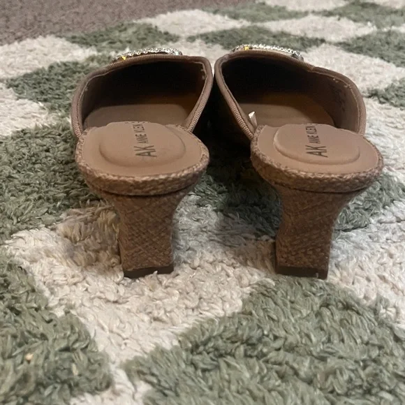 NWOT Anne Klein kitten heel - Picture 2 of 4